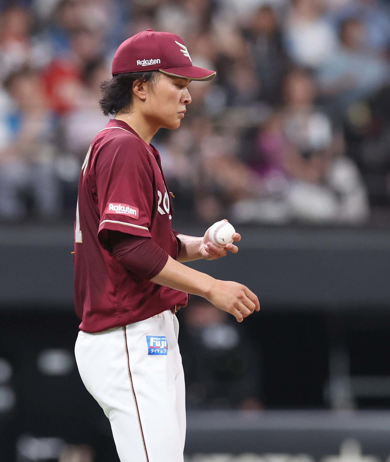 3回に5失点し渋い表情の早川（撮影・黒川智章）