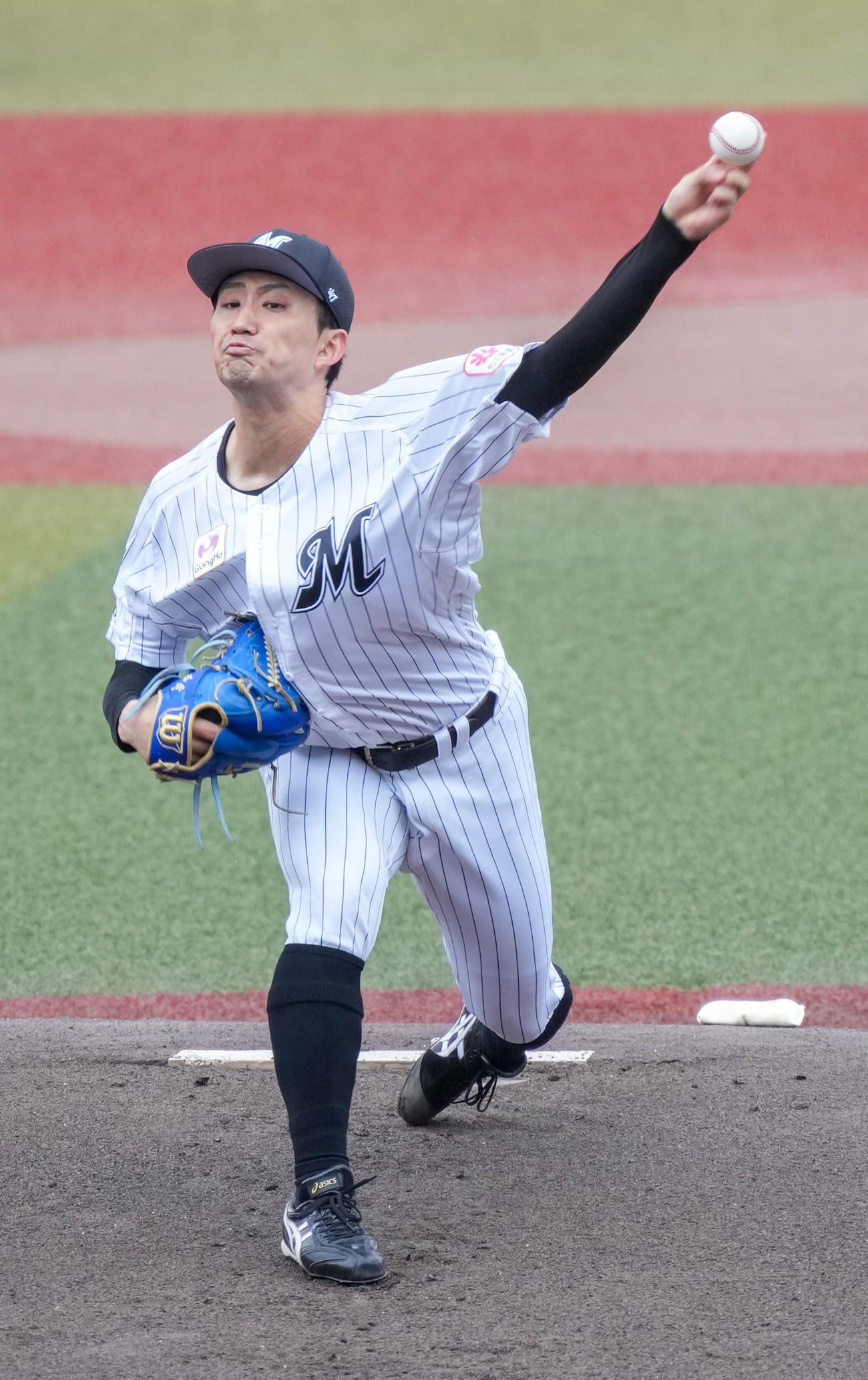 ロッテ小島和哉（2025年撮影）