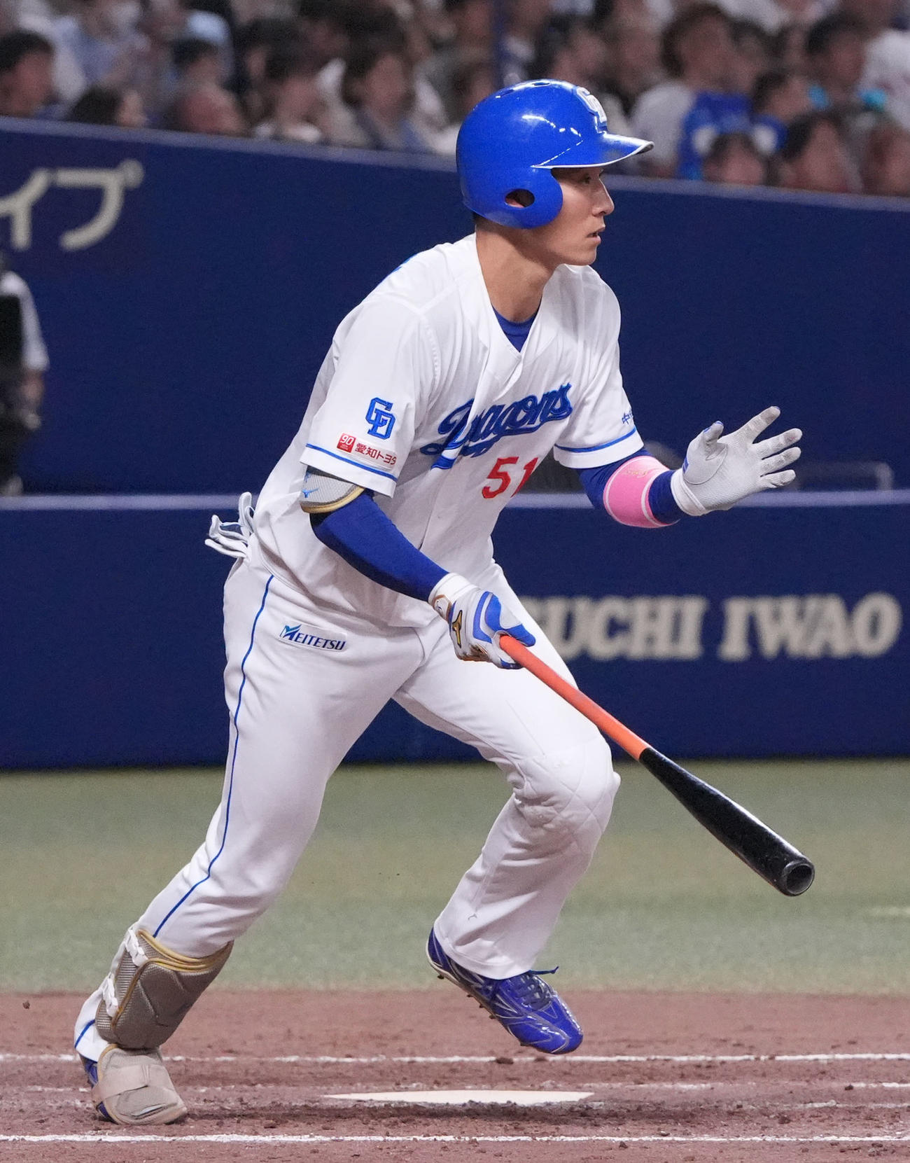 中日対ヤクルト　5回裏中日無死一、三塁、右適時三塁打を放つ上林（撮影・森本幸一）
