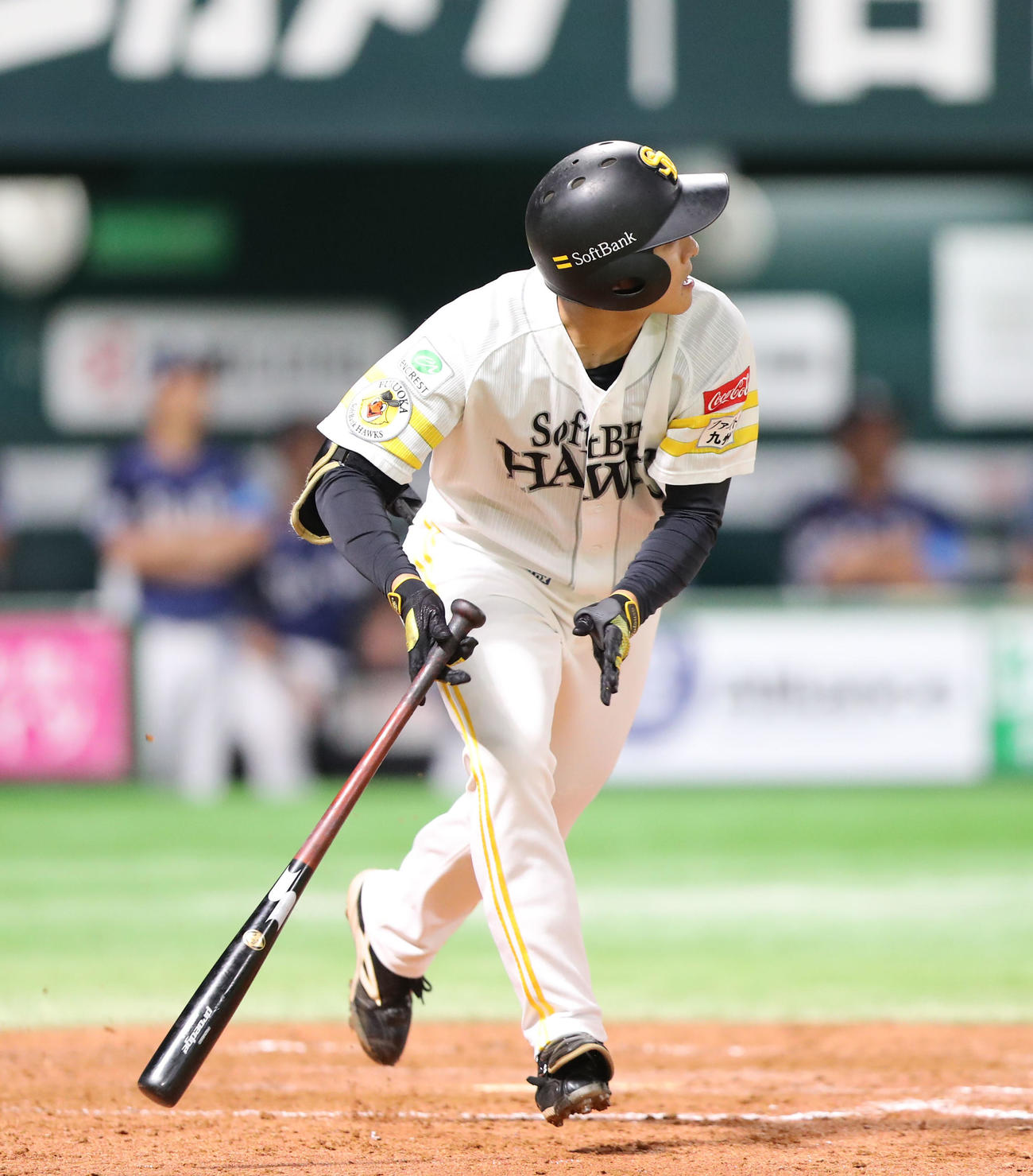 ソフトバンク対西武　5回裏ソフトバンク1死二塁、柳町は左越え適時二塁打を放つ（撮影・梅根麻紀）