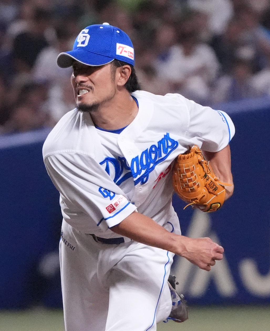 中日対ヤクルト　8回表、中日3番手で登板する祖父江（撮影・森本幸一）