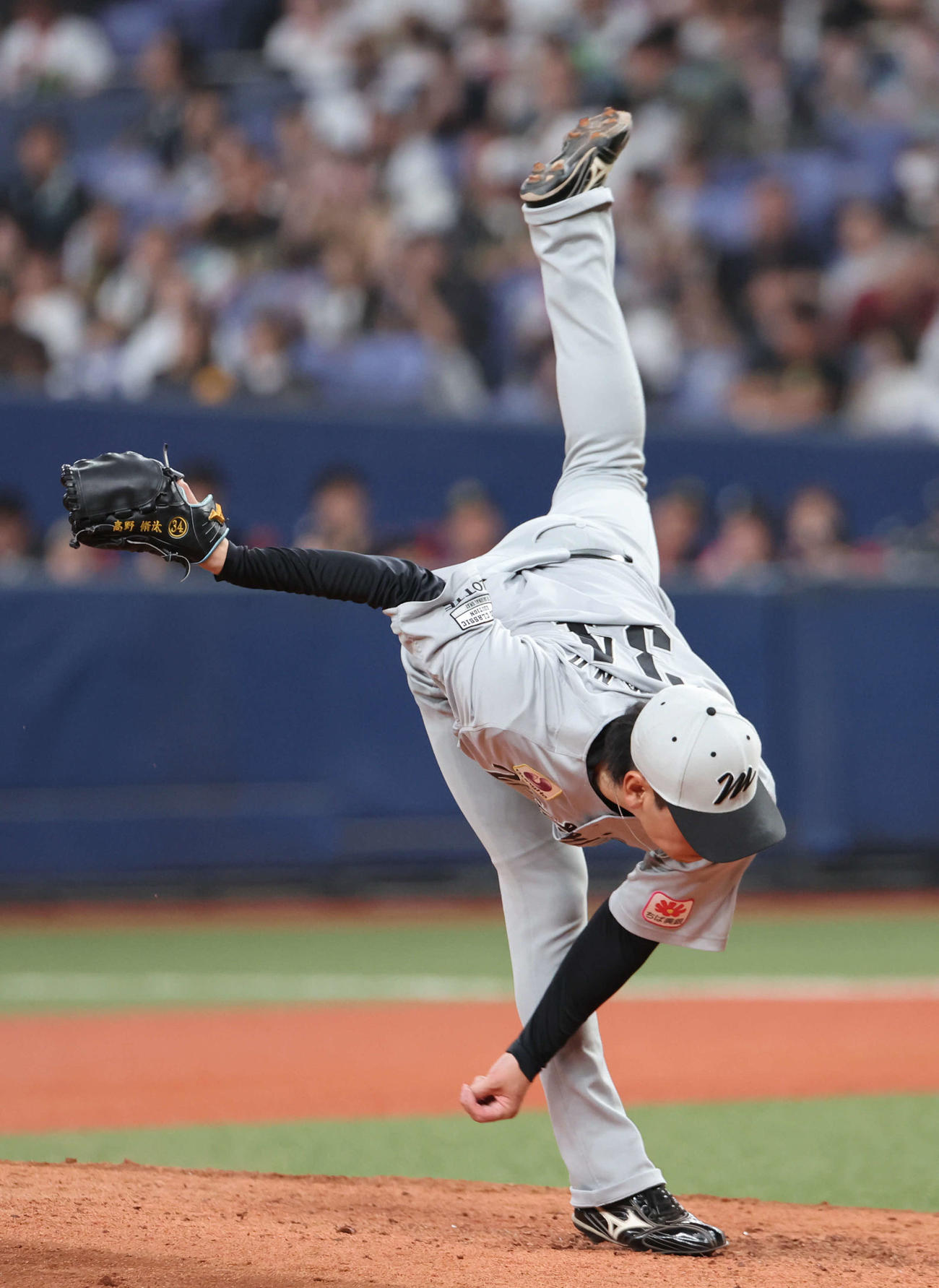 オリックス対ロッテ　ロッテ3番手の高野脩（撮影・西尾就之）