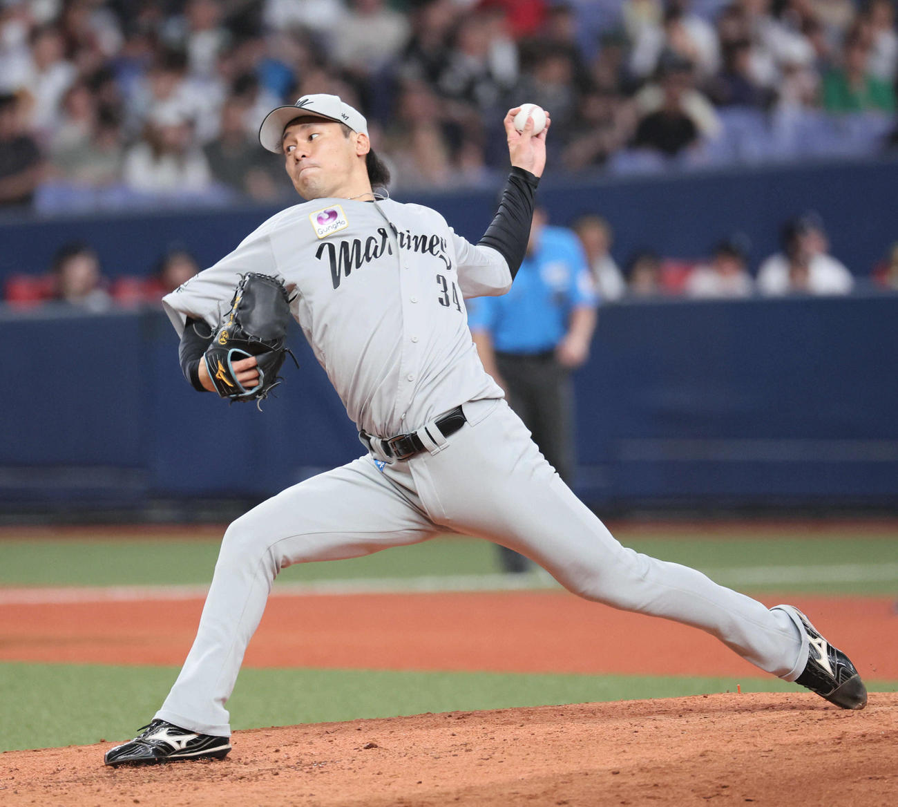 オリックス対ロッテ　ロッテ3番手の高野脩（撮影・宮崎幸一)