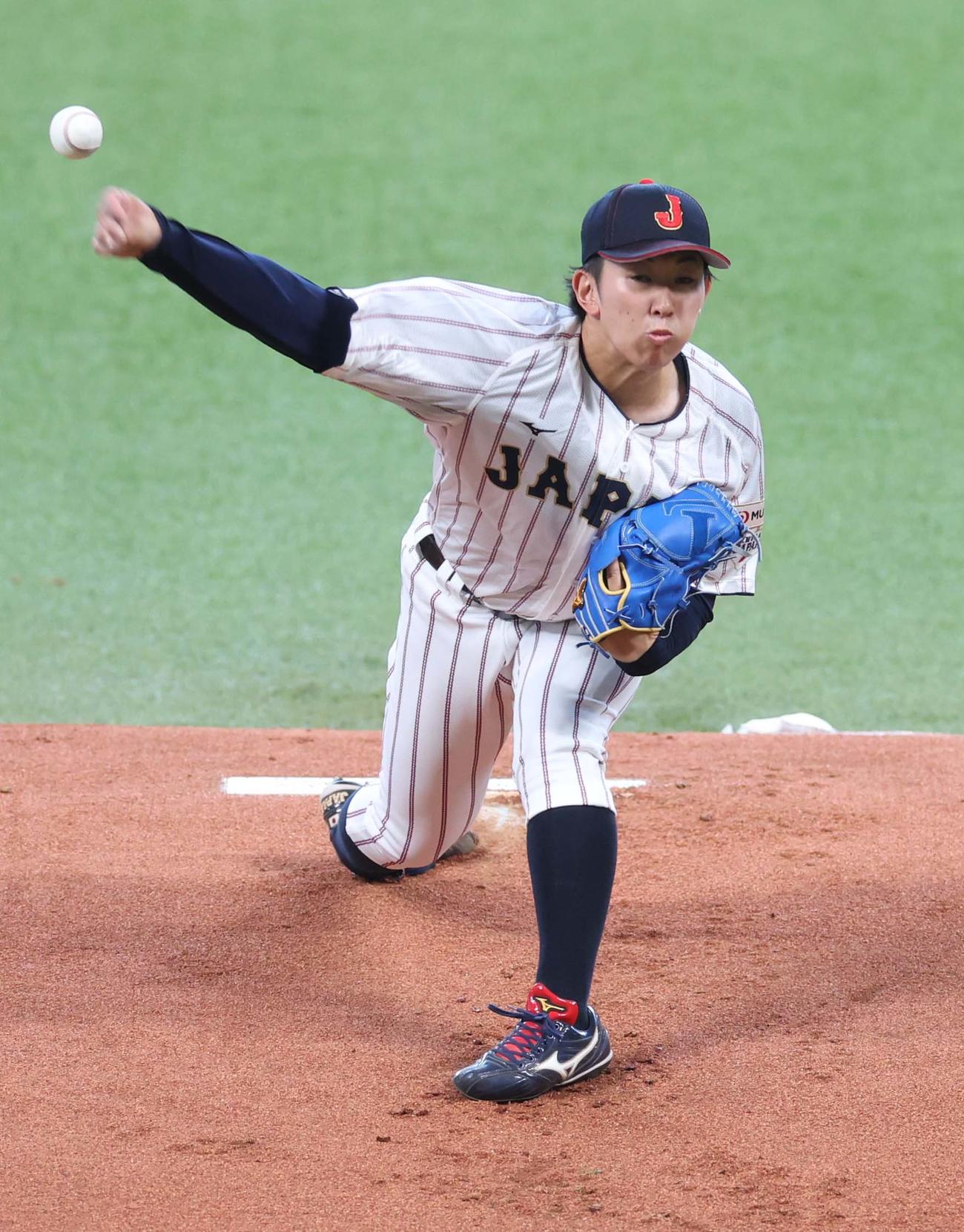 日米大学野球選手権　日本対米国　日本代表先発の伊藤（撮影・黒川智章）