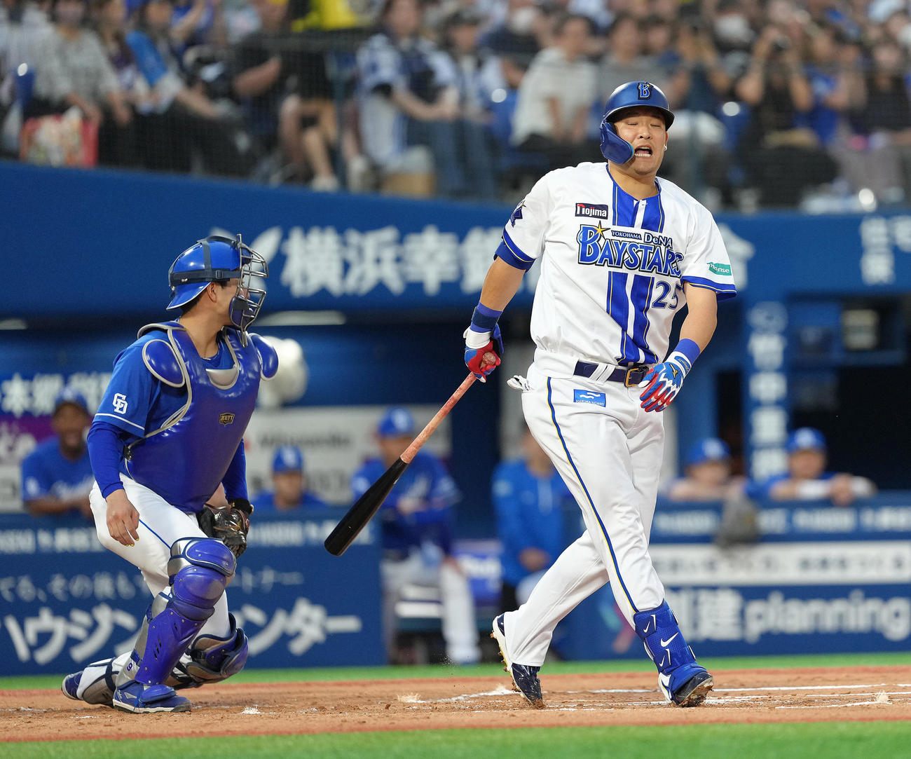 空振り三振に倒れる筒香嘉智（2025年7月撮影）