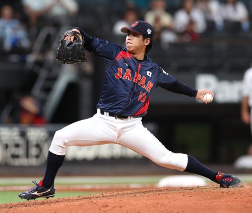 米国対日本 7回に登板の宮城(撮影・黒川智章)