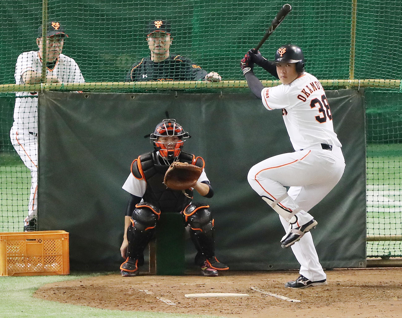 フリー打撃を行う岡本和真（2016年10月4日撮影）