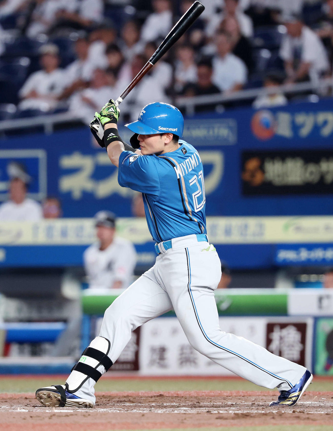 ロッテ対日本ハム　5回表日本ハム無死満塁、清宮幸は右前適時打を放つ（撮影・鈴木正人）