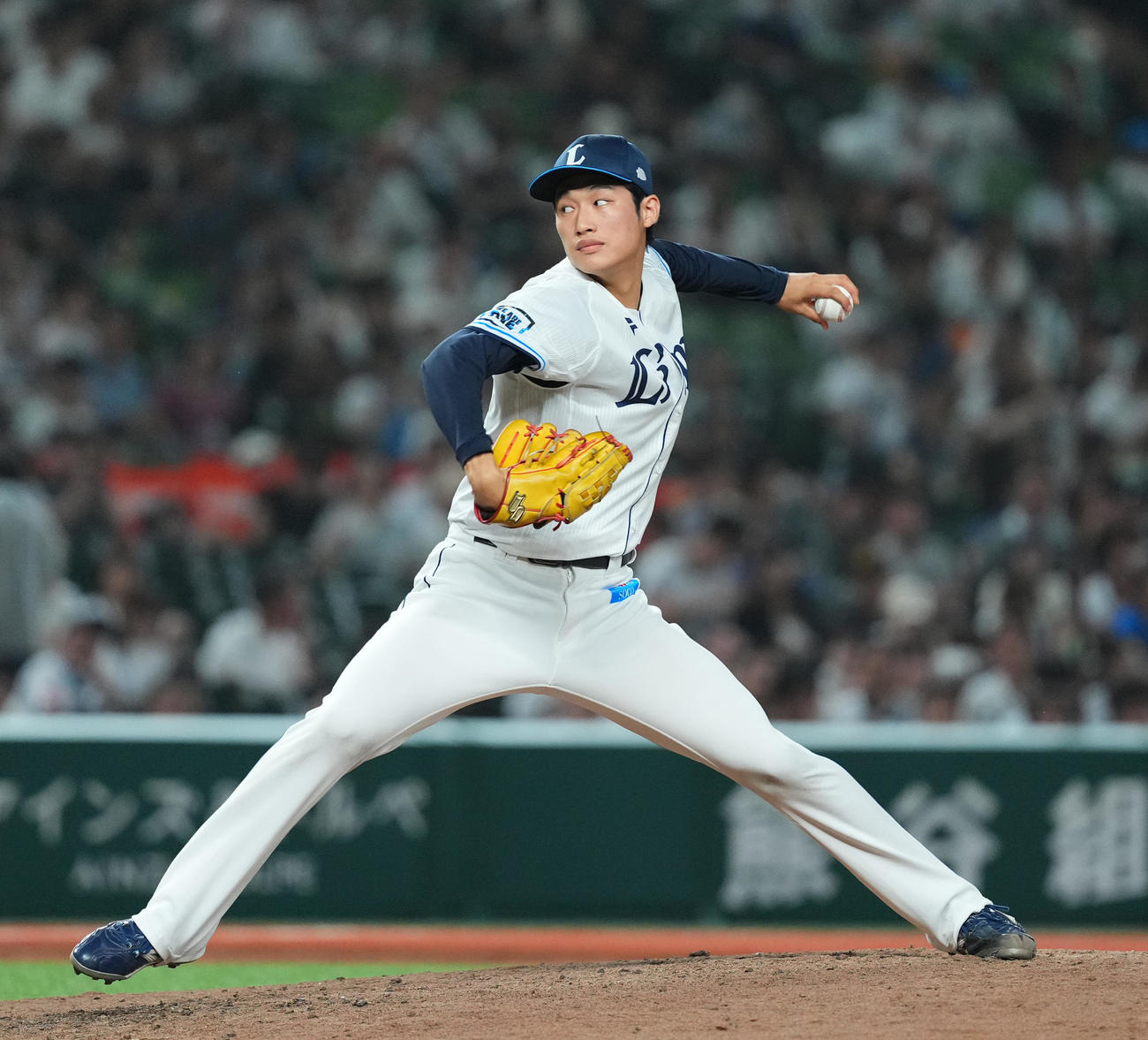 西武対楽天　8回、西武3番手の羽田（撮影・菅敏）