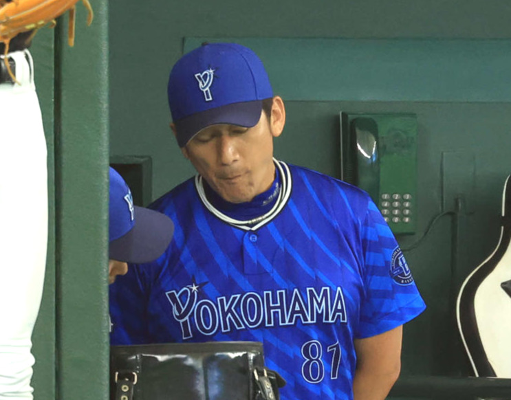 29日巨人戦で3戦連続完封負けのDeNA三浦監督