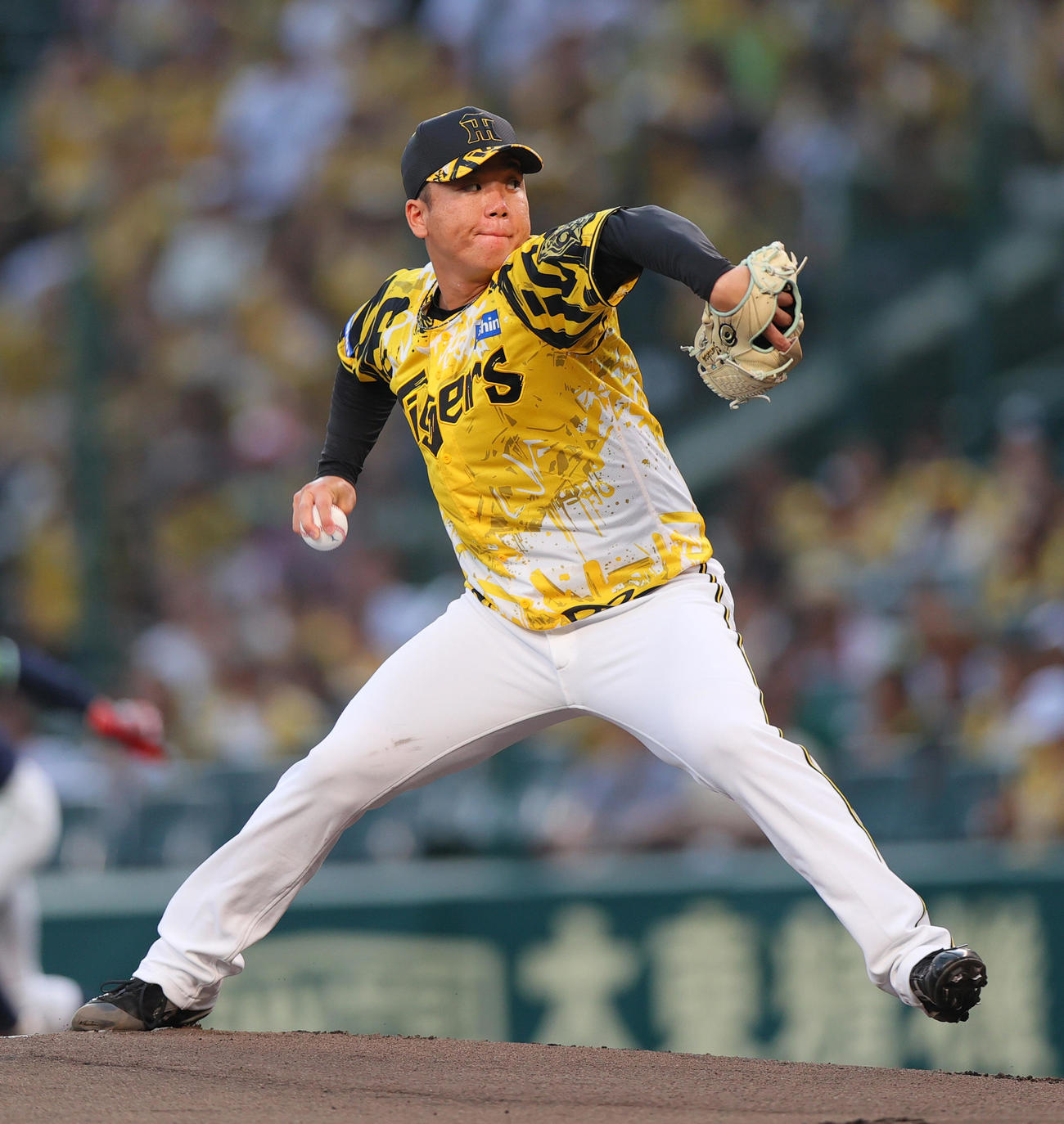 阪神対ヤクルト　阪神先発の村上（撮影・上山淳一）