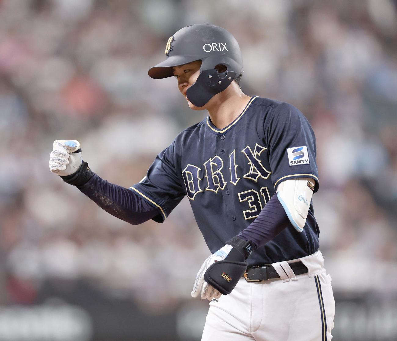 日本ハム対オリックス　5回表オリックス1死二塁、左前打を放つ太田（撮影・黒川智章）