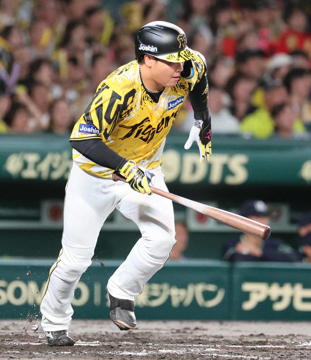 阪神対ヤクルト　4回裏阪神無死一、三、大山は中前適時打を放つ（撮影・宮崎幸一)