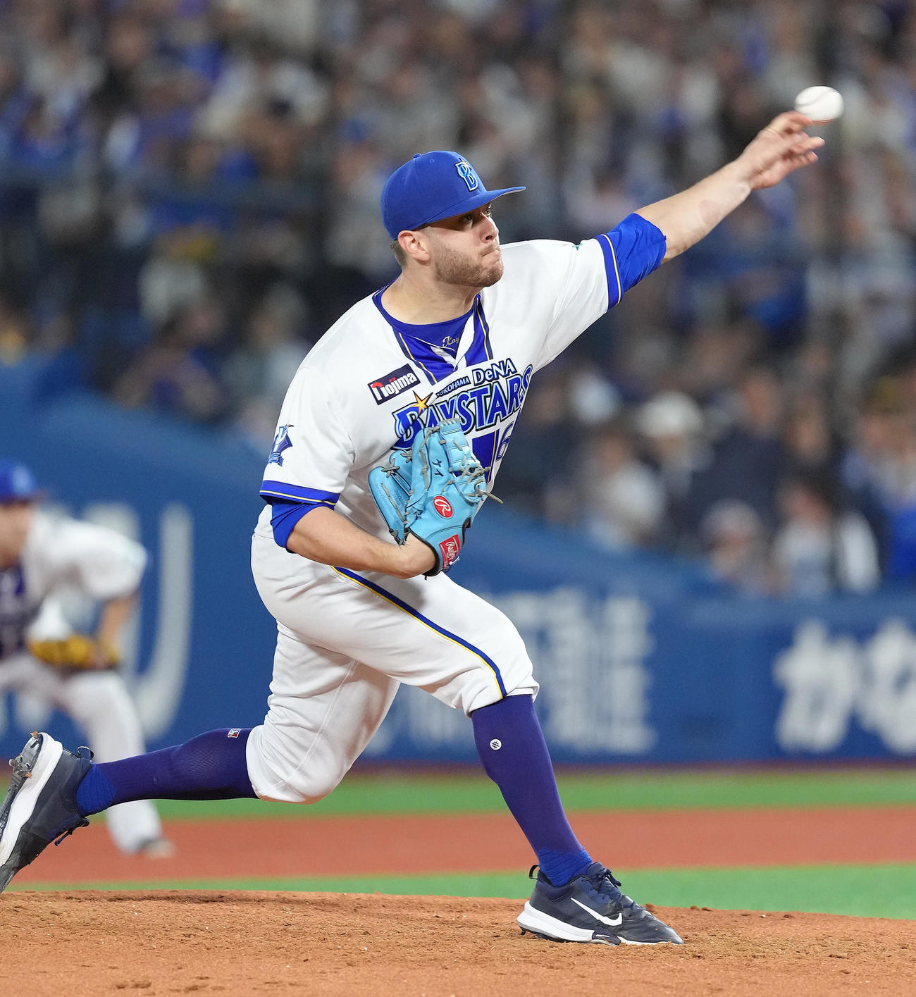 DeNA対巨人　DeNA先発のケイ（撮影・足立雅史）