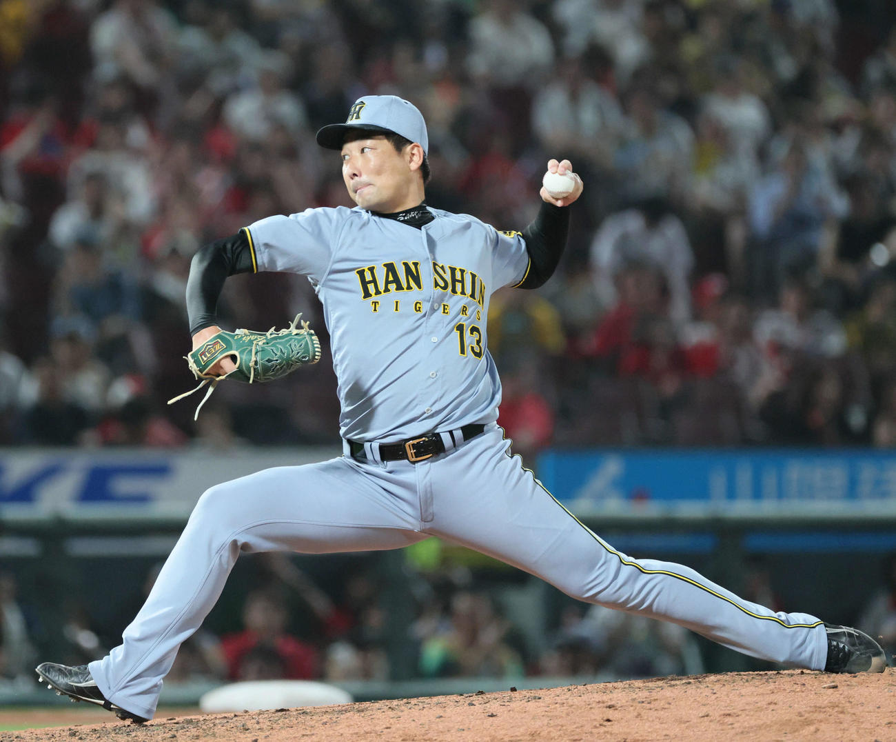 10日広島戦で19セーブ目を挙げた岩崎優