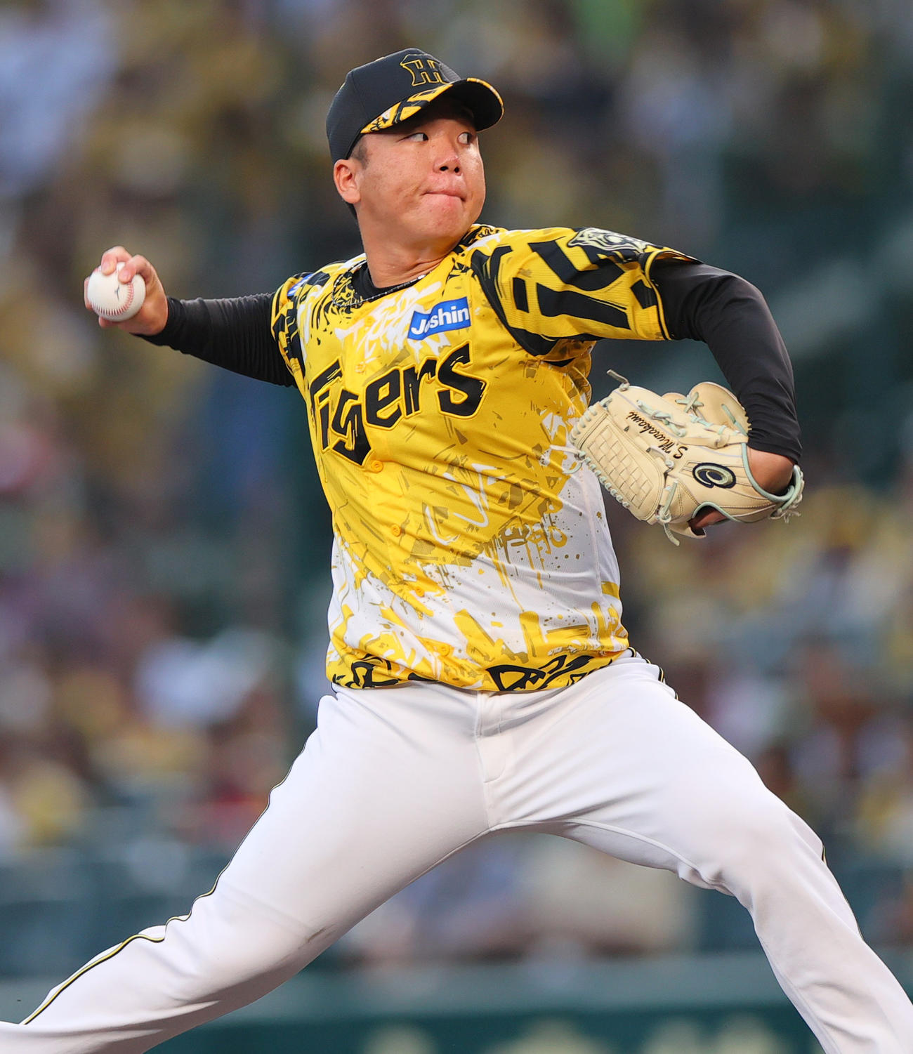 阪神対ヤクルト　阪神先発の村上（撮影・上山淳一）