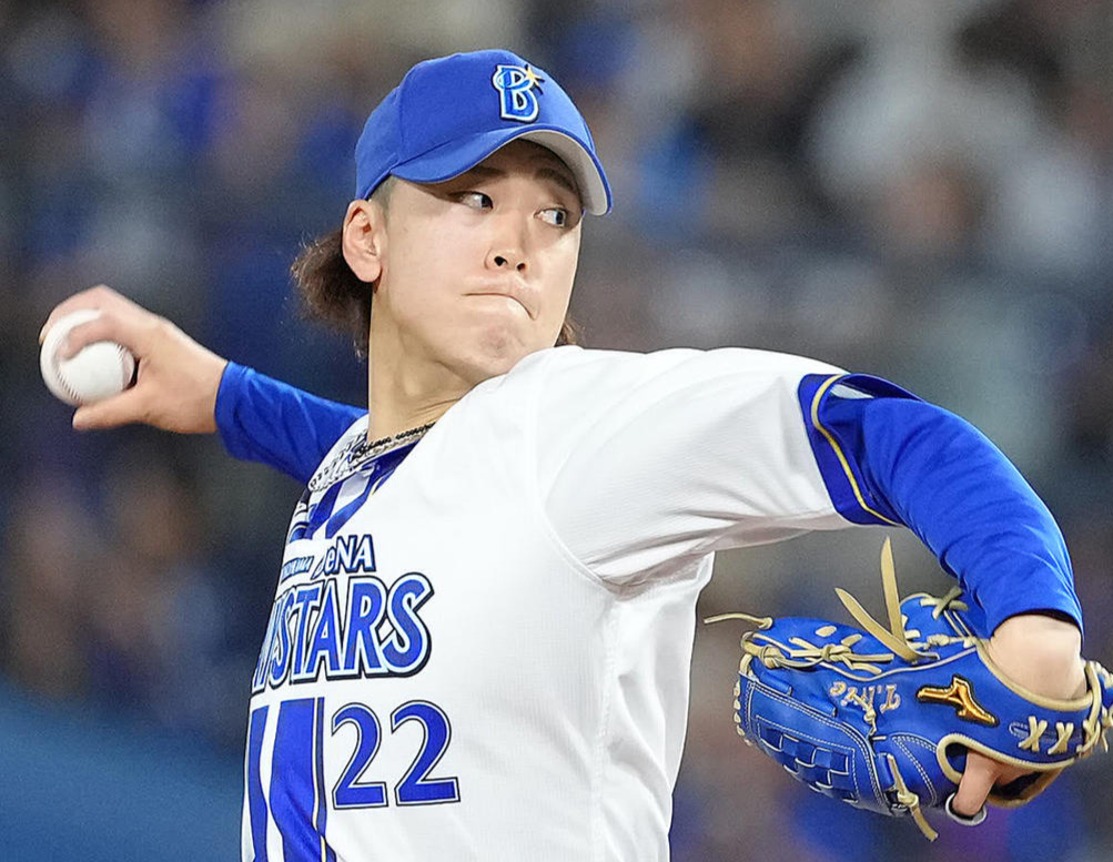 11日のDeNA対巨人　10回から登板したDeNA入江（撮影・足立雅史）