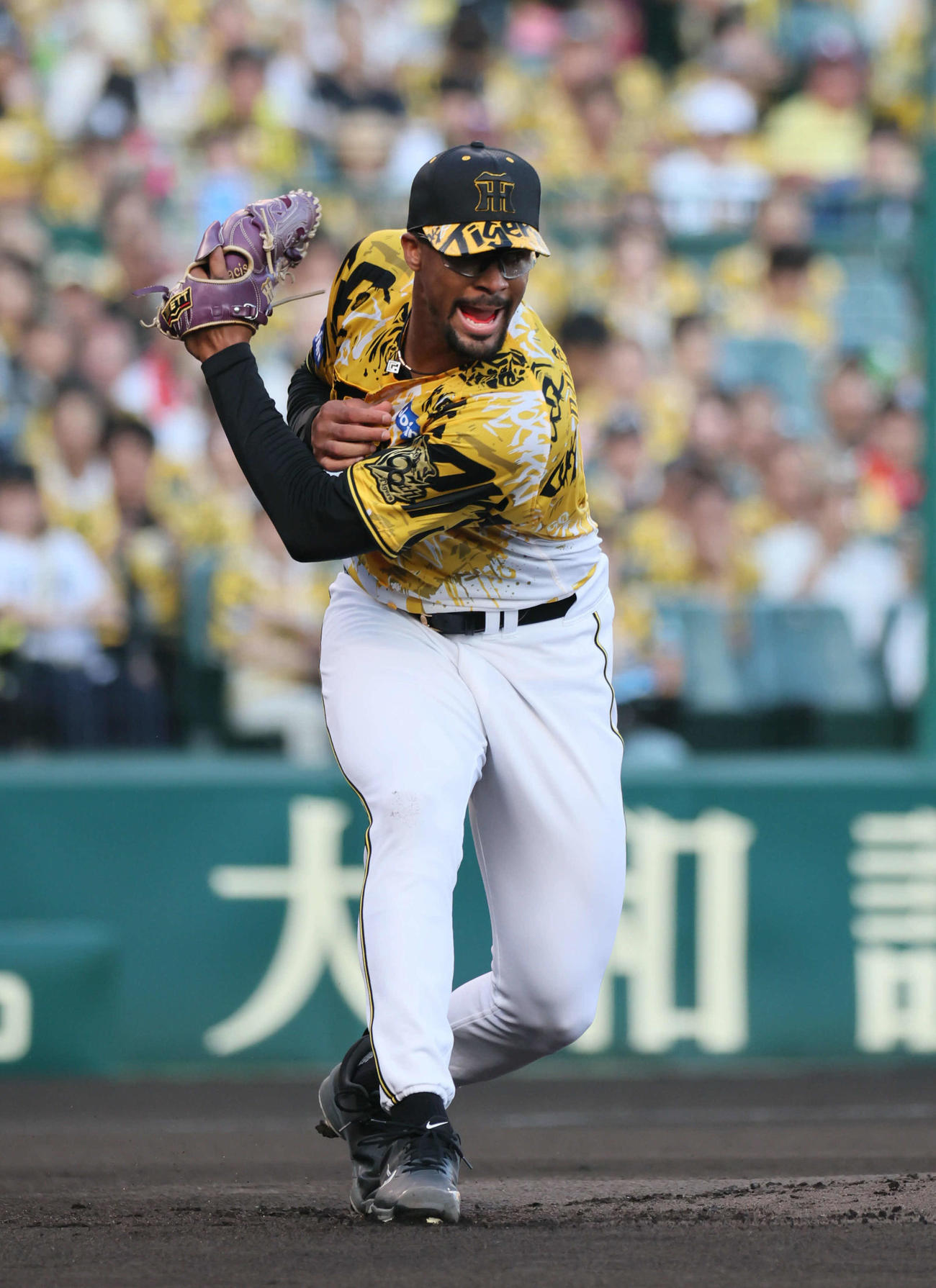 阪神対ヤクルト　阪神先発のデュプランティエ（撮影・宮崎幸一)