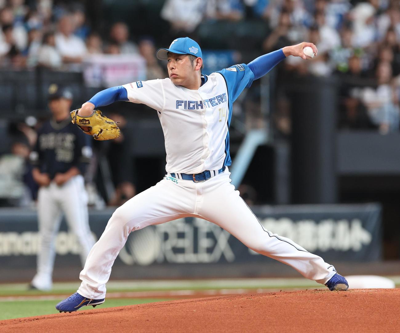 日本ハム対オリックス　日本ハム先発の加藤貴（撮影・黒川智章）