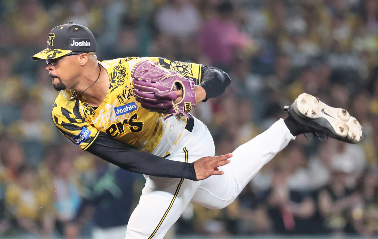 阪神対ヤクルト　阪神先発のデュプランティエは7回を5安打2失点に抑える（撮影・宮崎幸一)