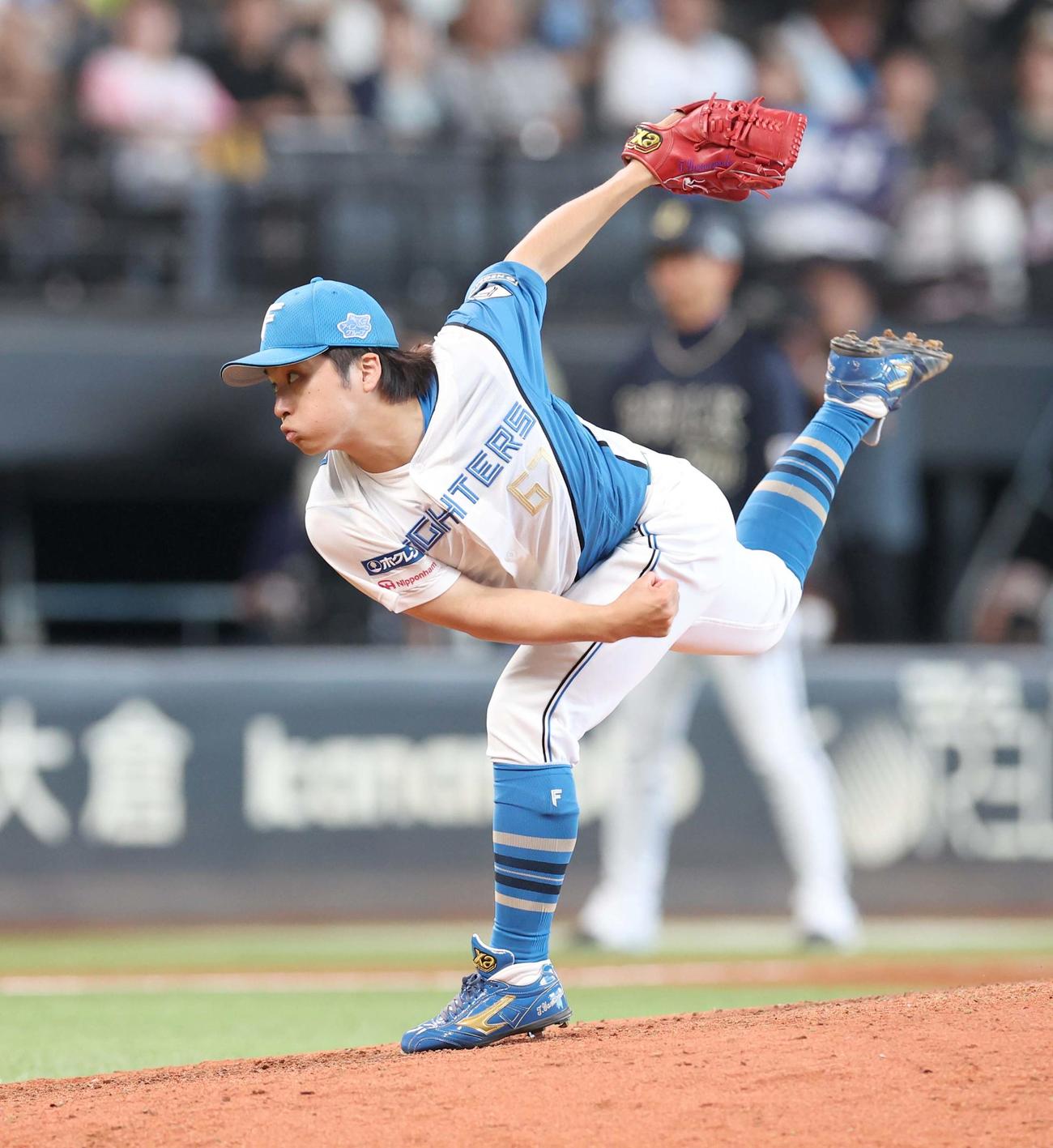 日本ハム対オリックス　9回に登板の山本拓（撮影・黒川智章）