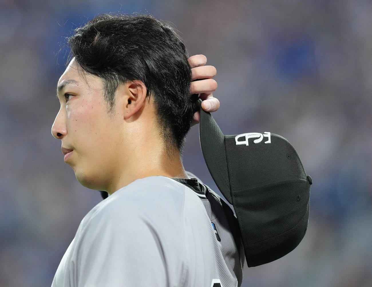 DeNA対巨人　3回、DeNAに逆転を許し厳しい表情を見せる巨人赤星（撮影・足立雅史）