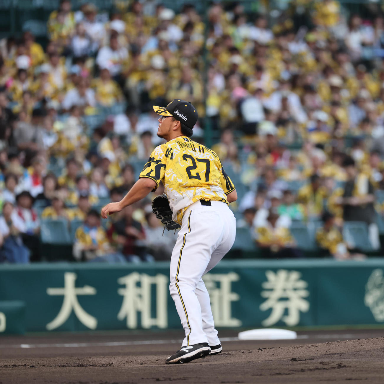 阪神対ヤクルト　阪神先発の伊藤将（撮影・宮崎幸一)