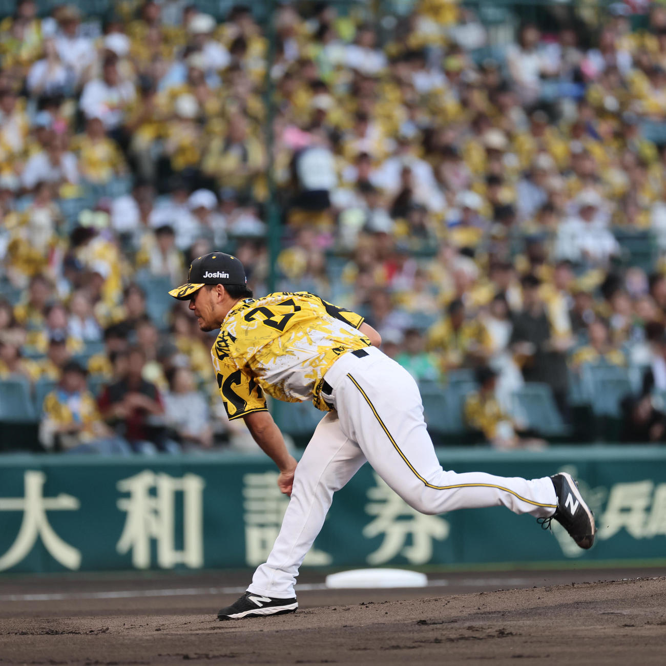 阪神対ヤクルト　阪神先発の伊藤将（撮影・宮崎幸一)