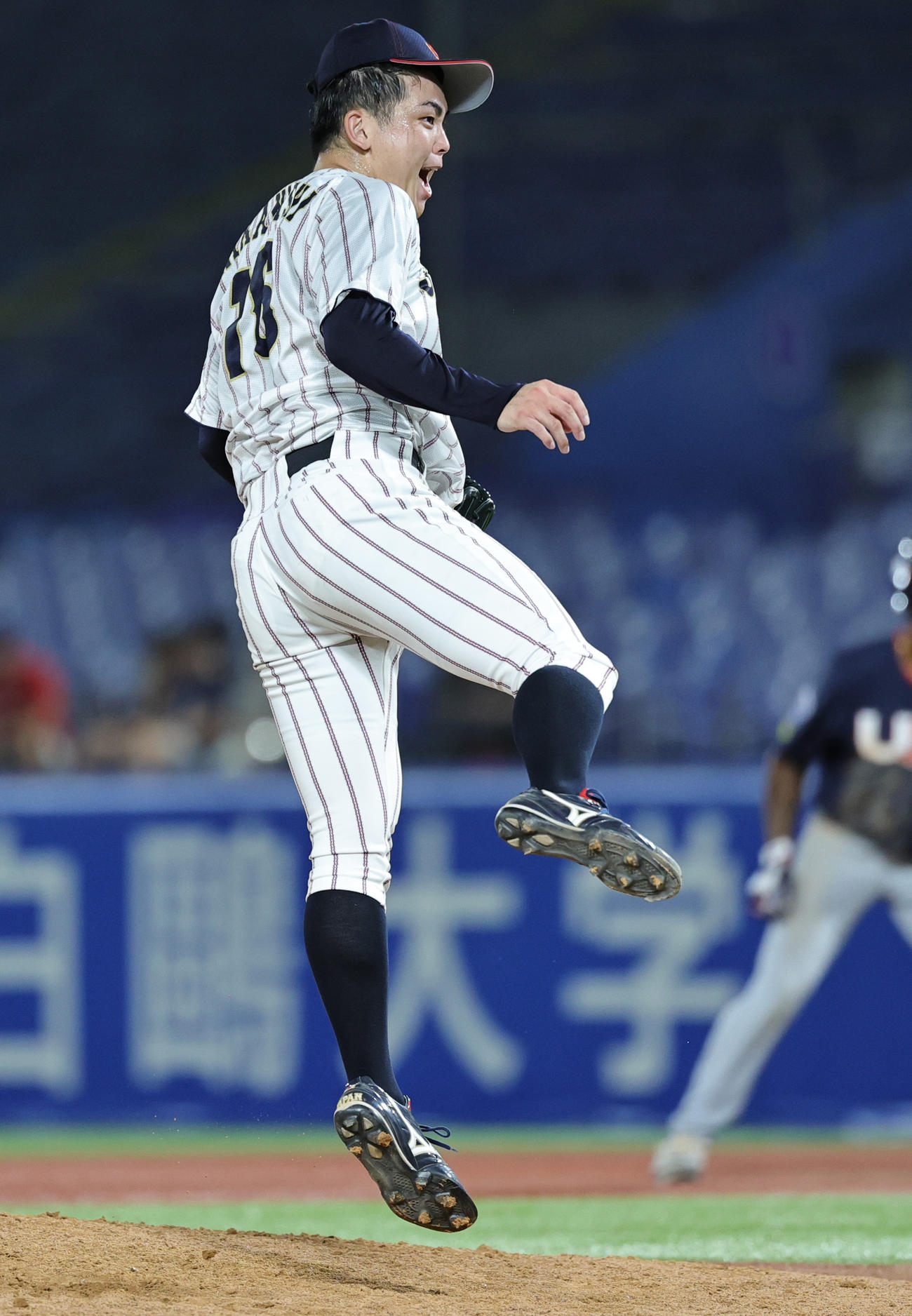 米国対日本　力投する日本・中西（撮影・野上伸悟）