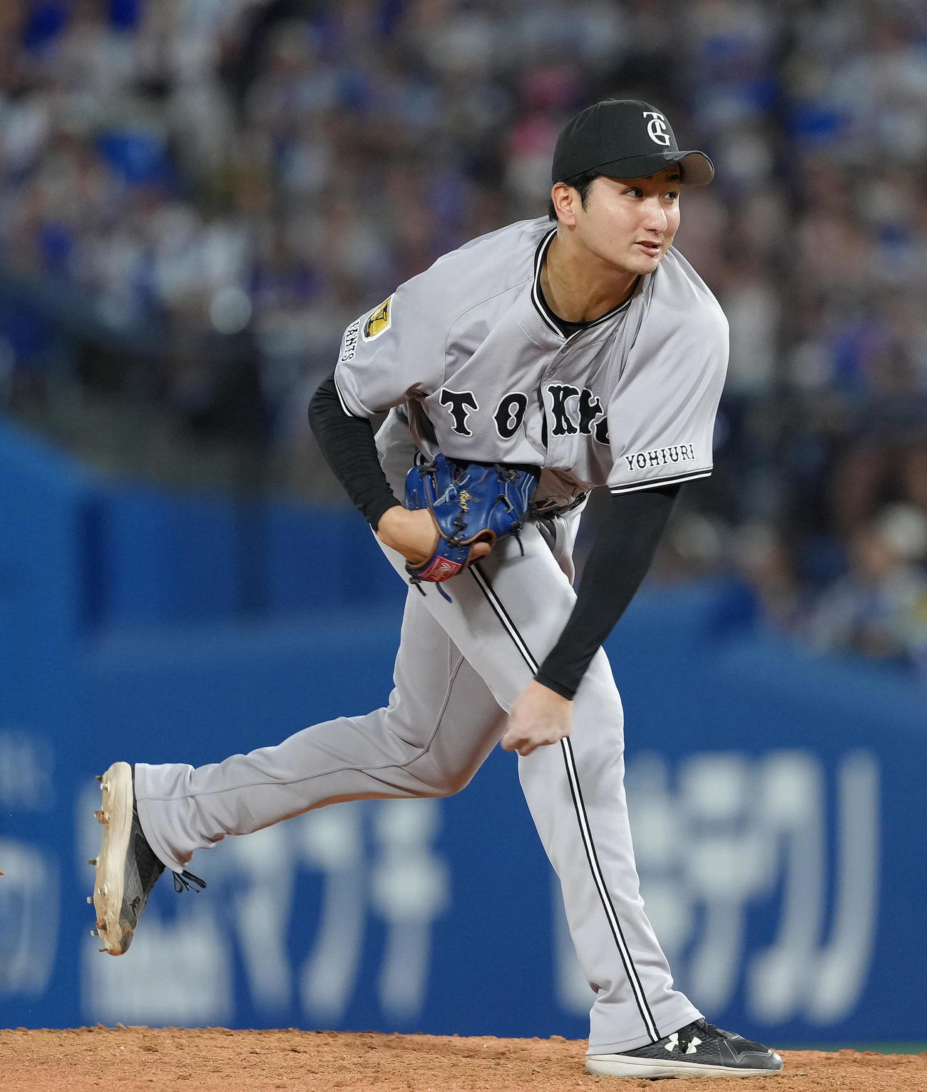DeNA対巨人　4回から登板した巨人横川（撮影・足立雅史）