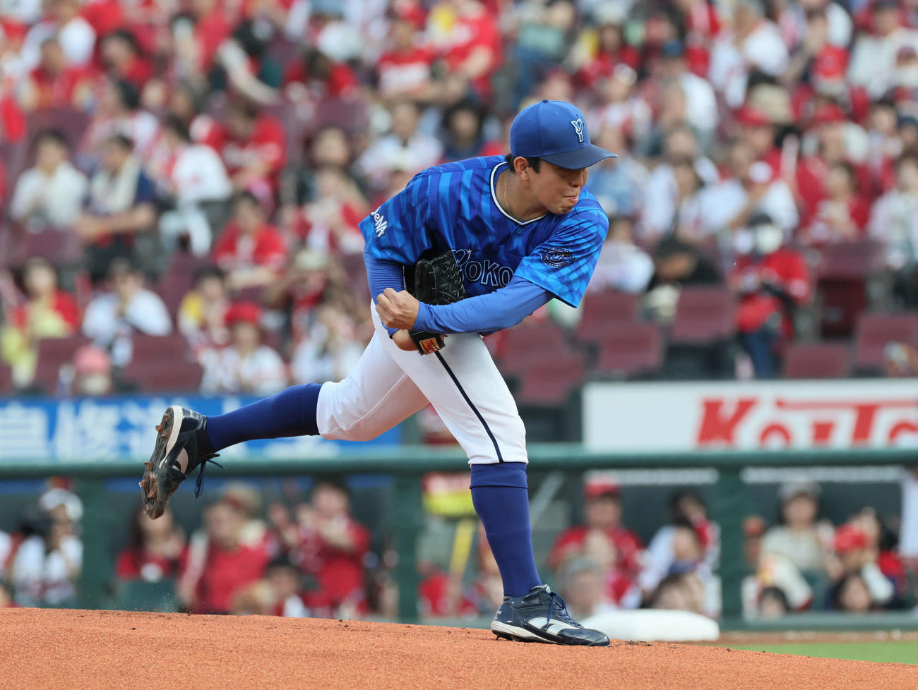 広島対DeNA DeNA先発の東（撮影・加藤孝規）