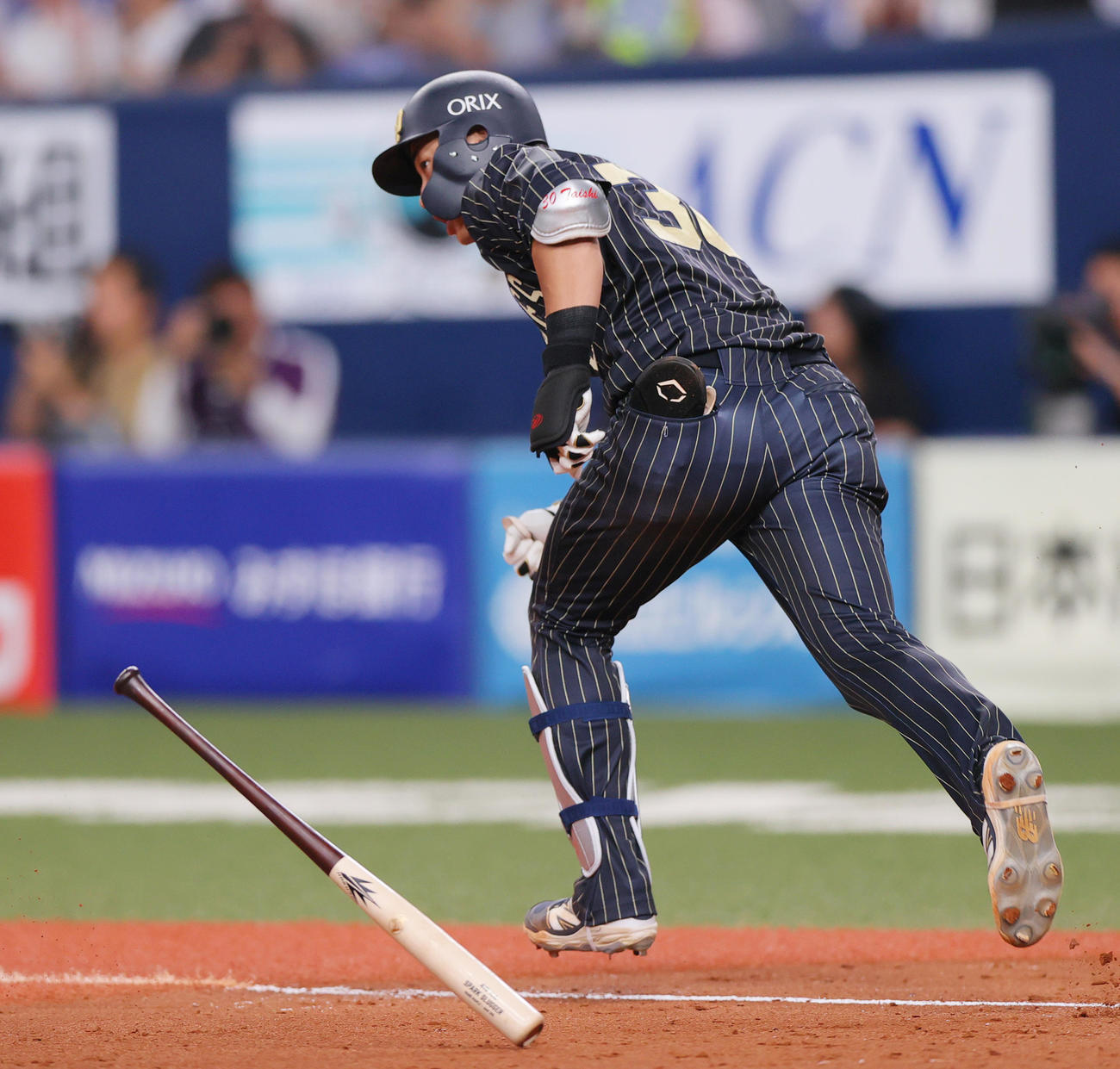 オリックス対楽天　3回裏オリックス無死、広岡は左前打を放つ（撮影・上山淳一）