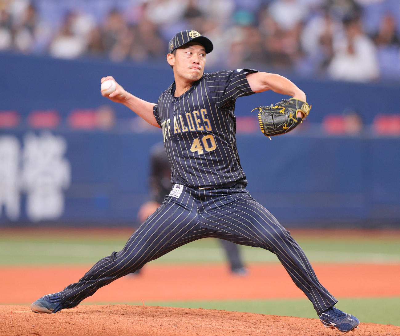 オリックス対楽天　7回表に登板する岩崎（撮影・上山淳一）