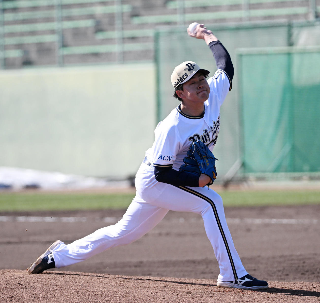オリックス東松快征（2025年2月9日撮影）