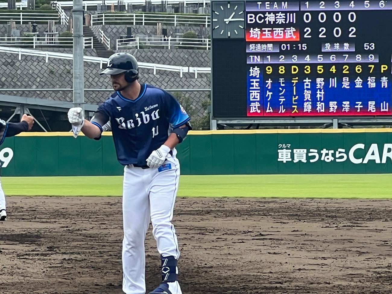 デビュー戦で3安打をマークした西武J．D．デービス（撮影・金子真仁）