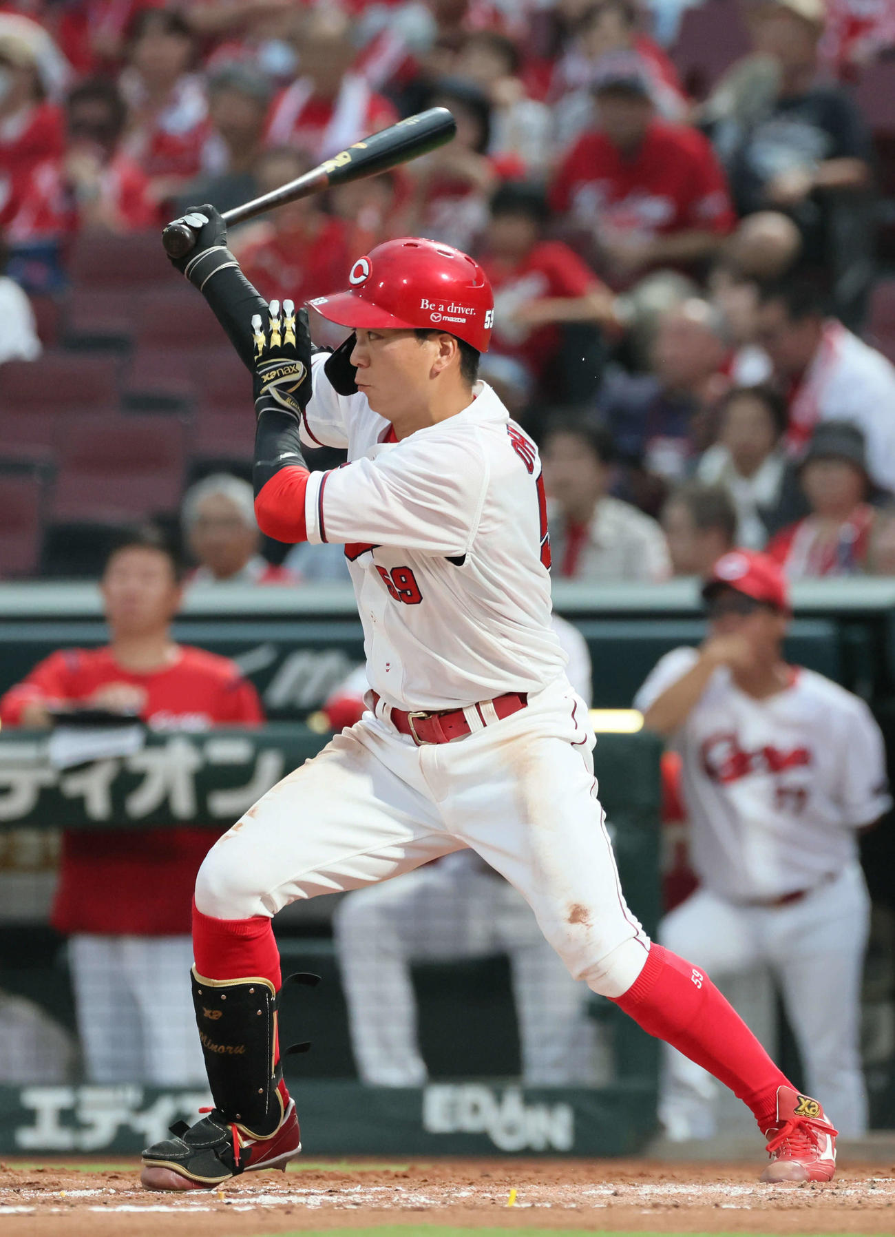 広島対DeNA 3回裏広島2死二塁、大盛は勝ち越しの右適時二塁打を放つ（撮影・加藤孝規）