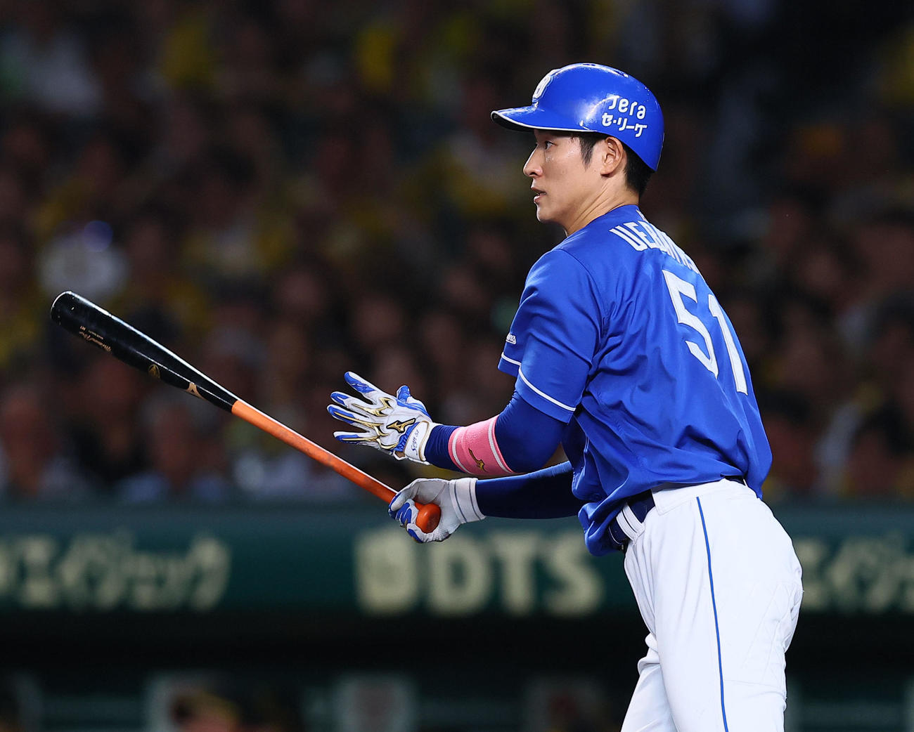 阪神対中日　6回表中日2死一、三塁、上林は右中間に先制の2点適時二塁打を放つ（撮影・藤尾明華）