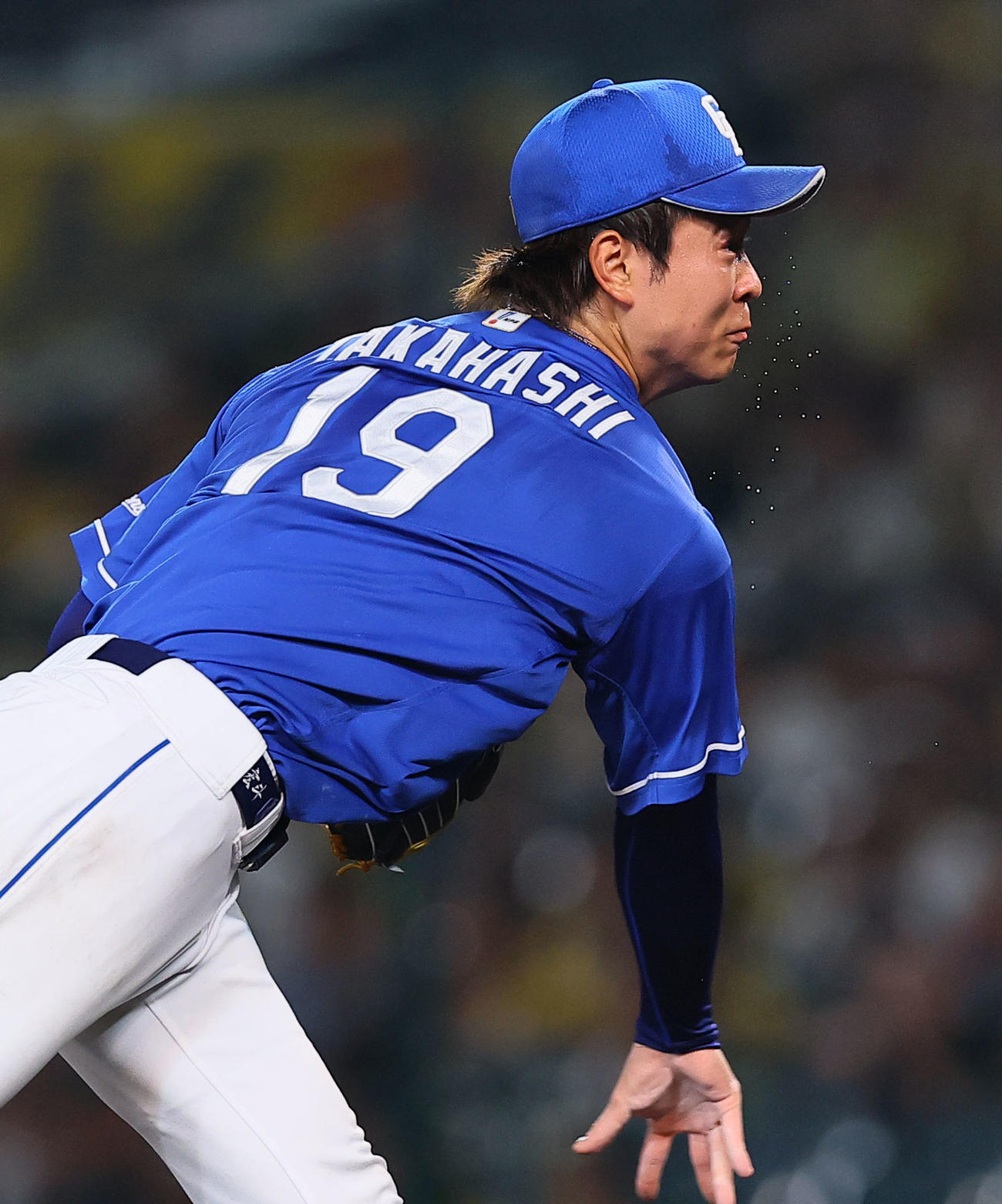阪神対中日　8回、力投を見せる中日高橋宏（撮影・藤尾明華）