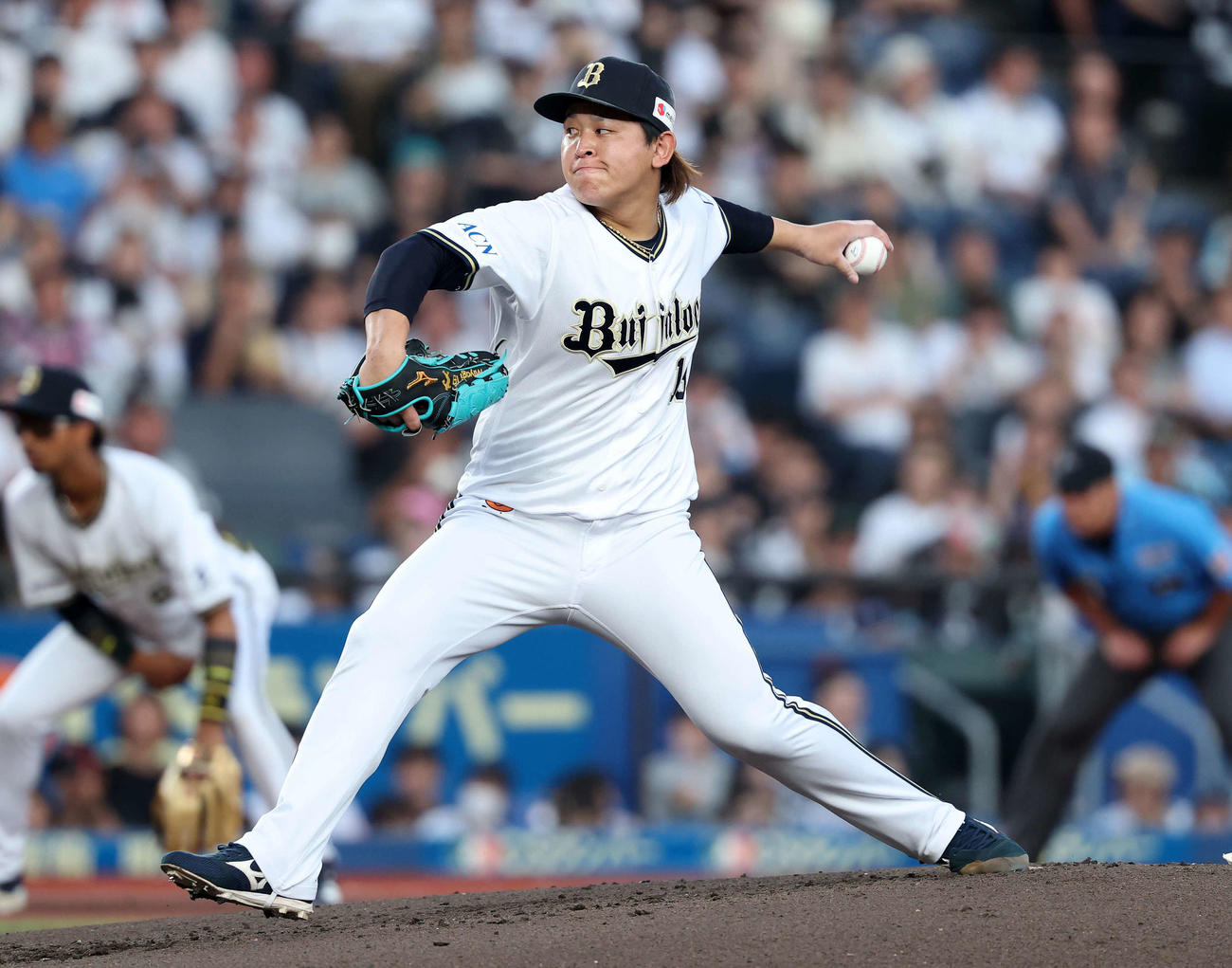 ロッテ対オリックス　力投するオリックス先発の宮城（撮影・鈴木正人）