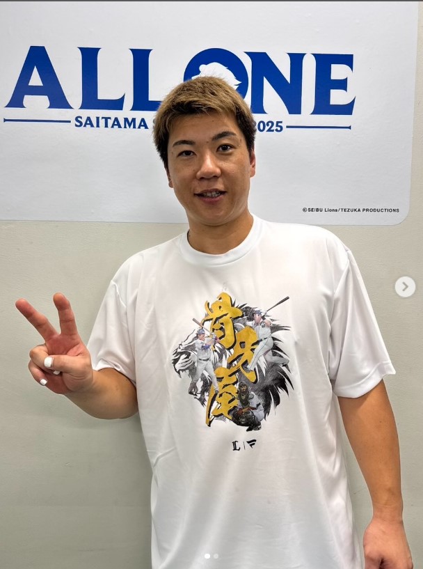 炭谷銀仁朗のインスタグラムから