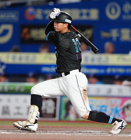 ロッテ】上田希由翔が初の猛打賞「なんとか1本出したいなと」チーム初