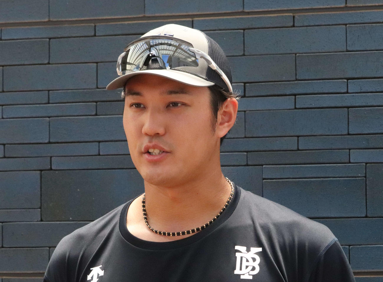 球団施設DOCKでさっそく始動したDeNA藤浪（撮影・小早川宗一郎）