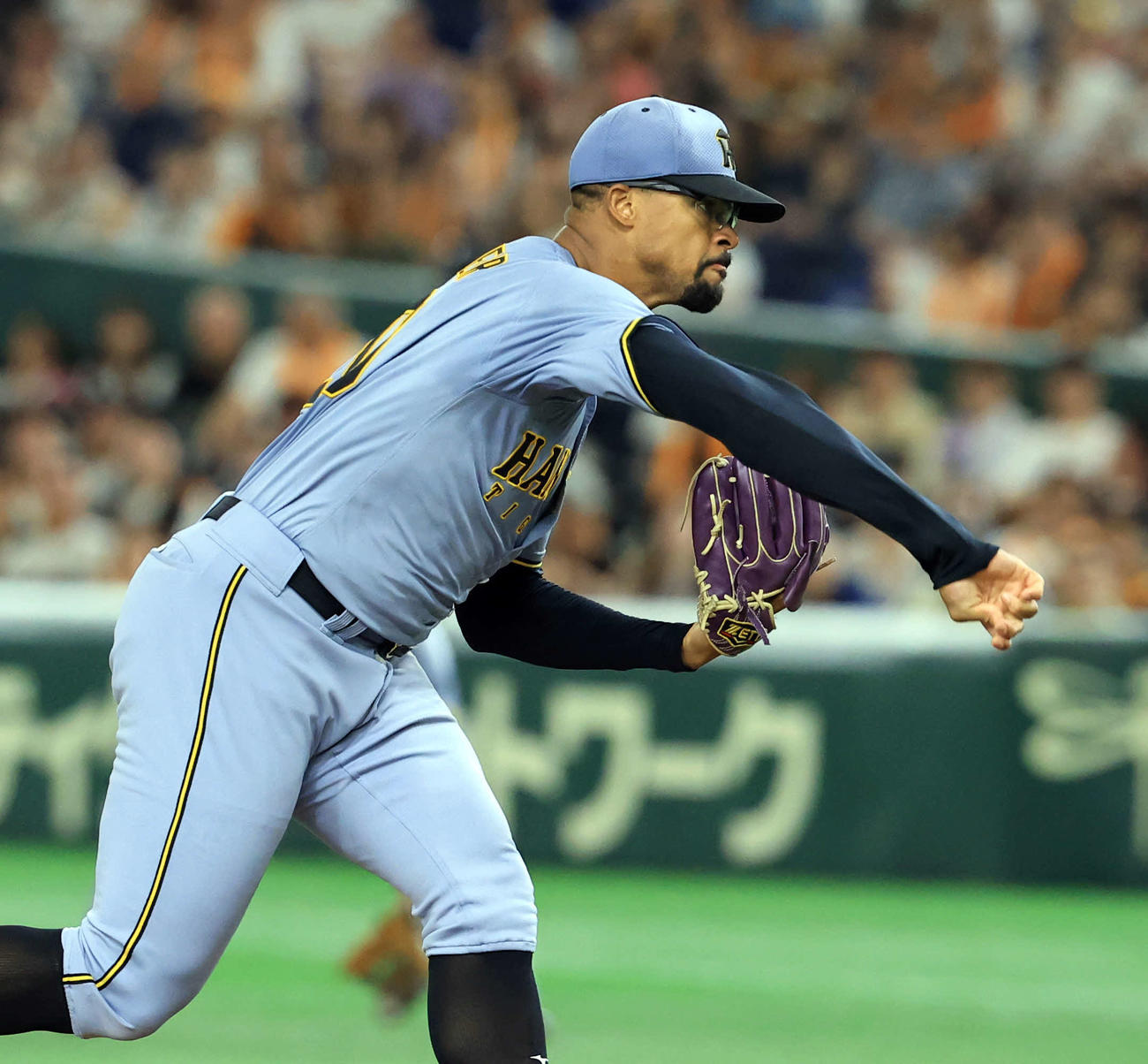 巨人対阪神　力投する阪神先発のデュプランティエ（撮影・浅見桂子）