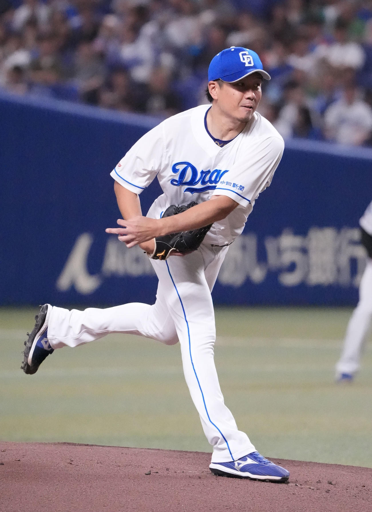 中日対DeNA 1回表、登板する中日先発の大野（撮影・森本幸一）