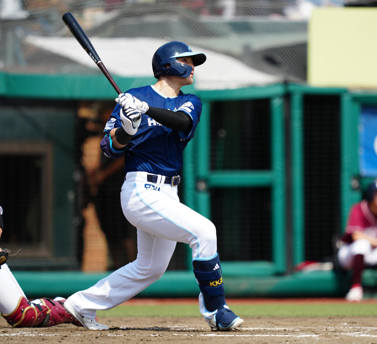 楽天対日本ハム　4回表日本ハム1死一、三塁、右越え3点本塁打を放つ清宮幸（撮影・鈴木みどり）