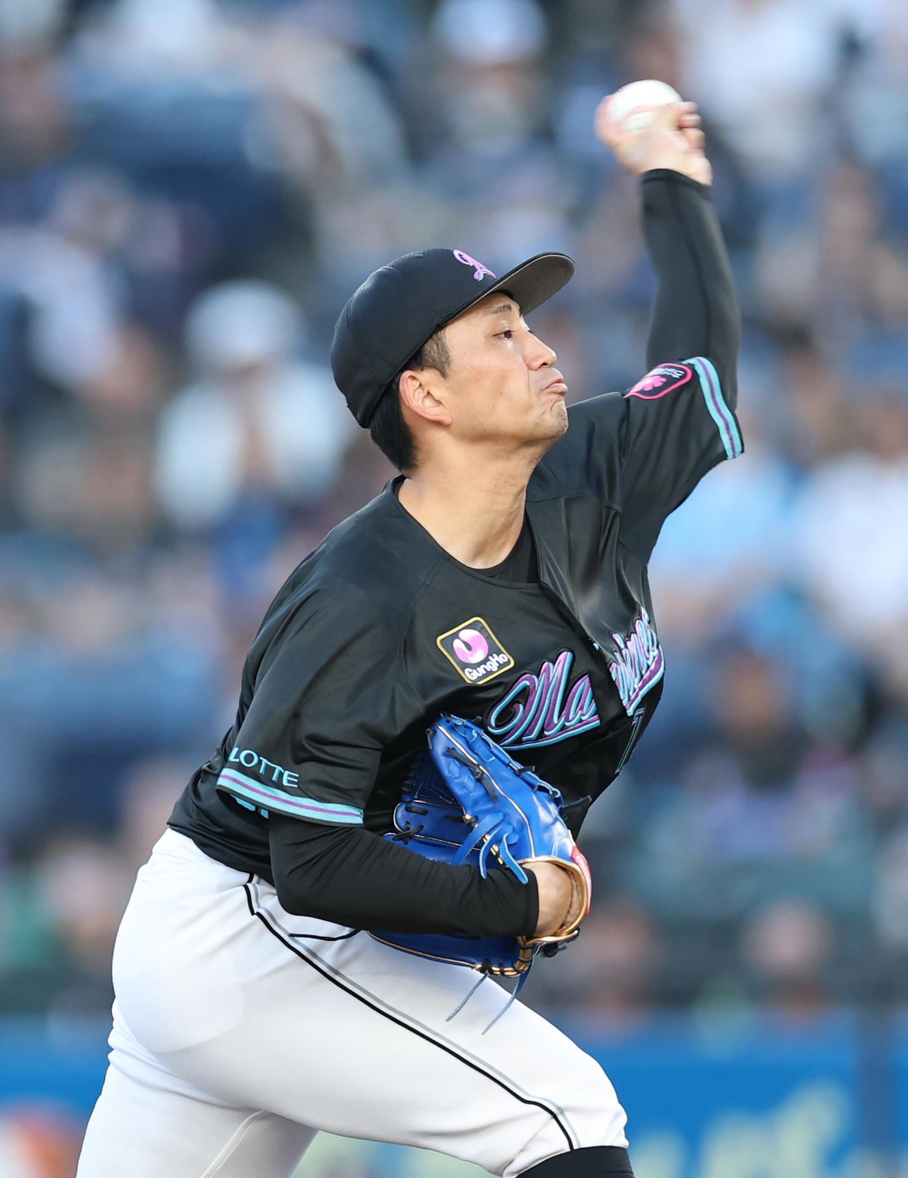 ロッテ対オリックス　ロッテ先発の小島（撮影・野上伸悟）