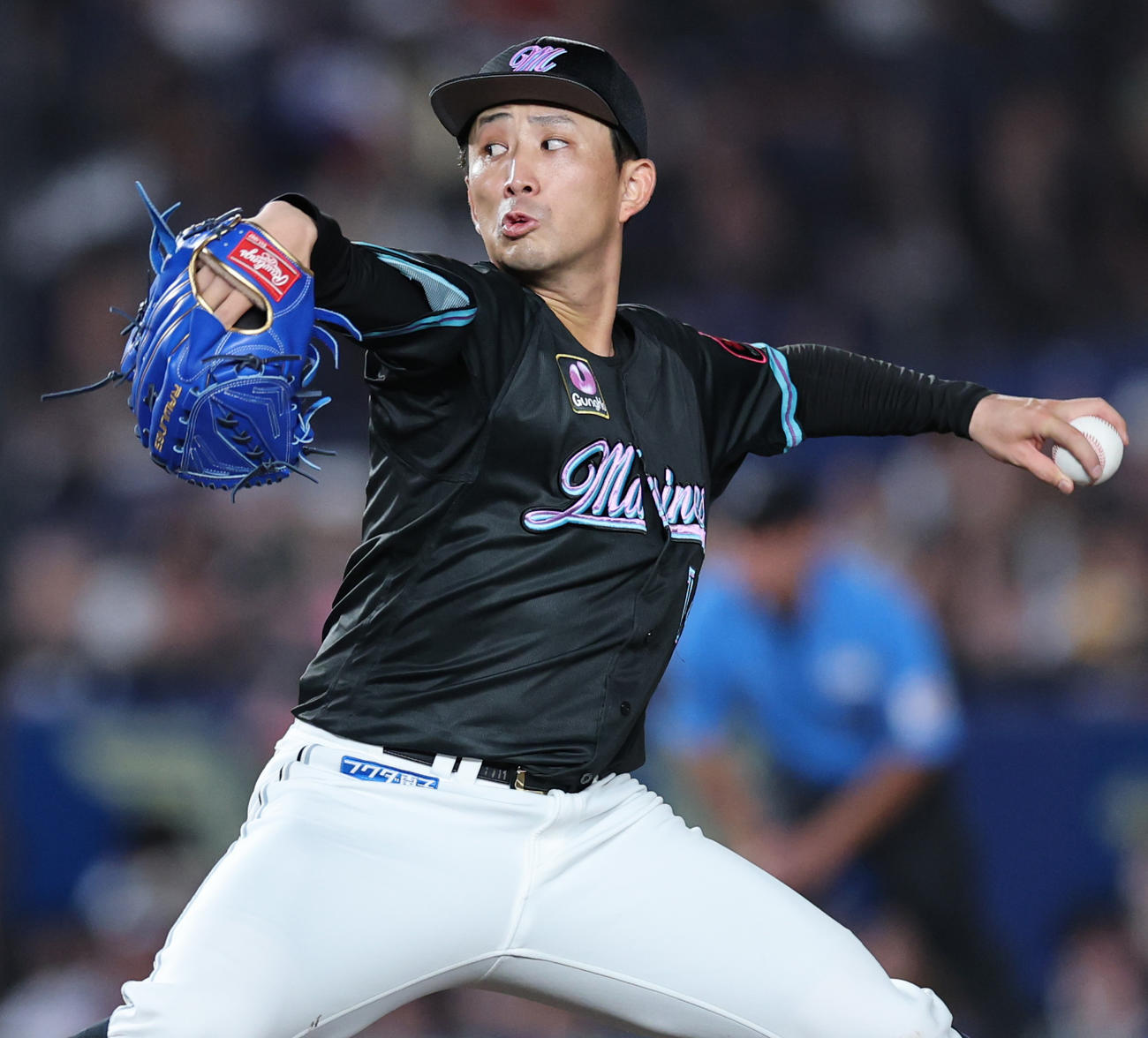ロッテ対オリックス　ロッテ先発の小島（撮影・野上伸悟）