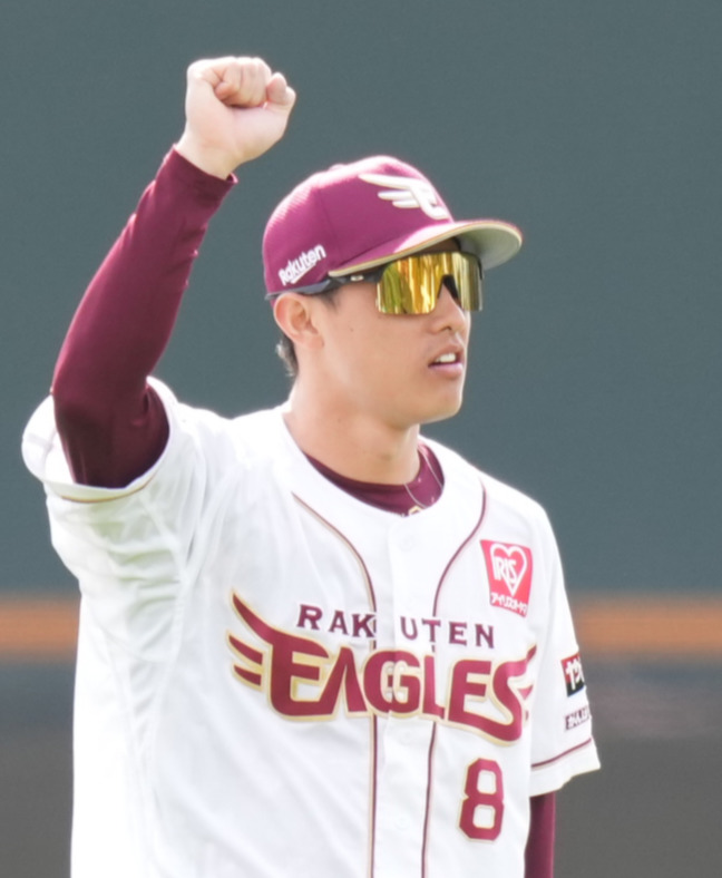 楽天辰己涼介（2025年2月撮影）