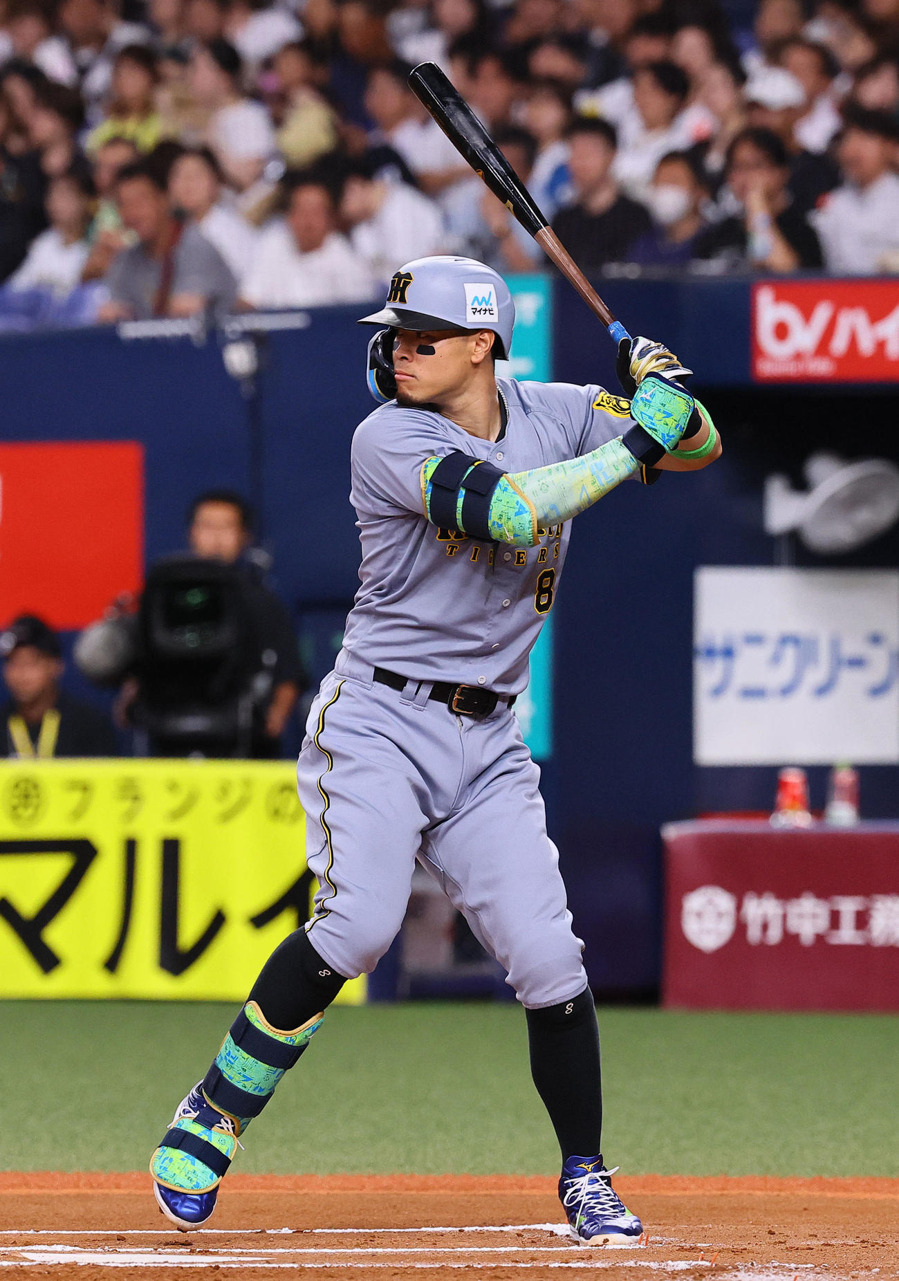 全パ対全セ　全セ佐藤輝明のオールスター仕様（撮影・藤尾明華）