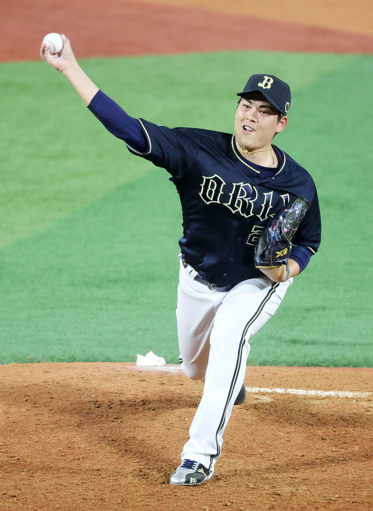 全セ対全パ　力投する全パ九里（撮影・鈴木正人）
